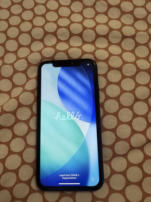 Iphone 11 normal 128gb 68% baterie