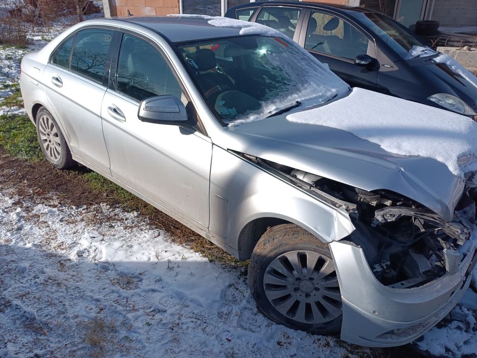 Мерцедес ц200 646