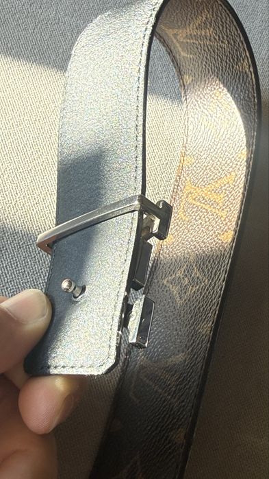 Curea rara Louis Vuitton LV Skatepark Reversible monogram eclipse belt