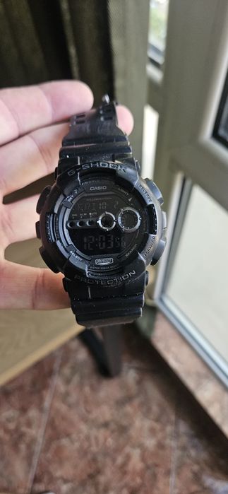Casio G-Shick GA-100