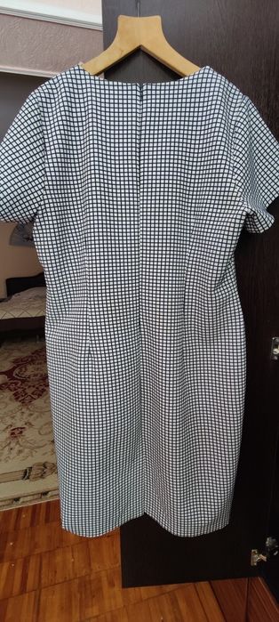 Нарядное платье. Размер 54