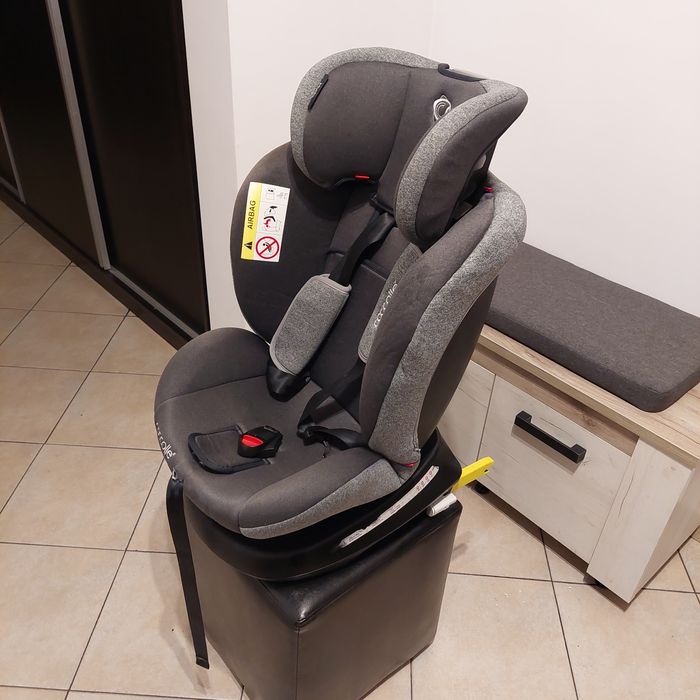 Scaun copii auto cu isofix