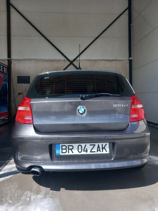 Vând bmw seria 1