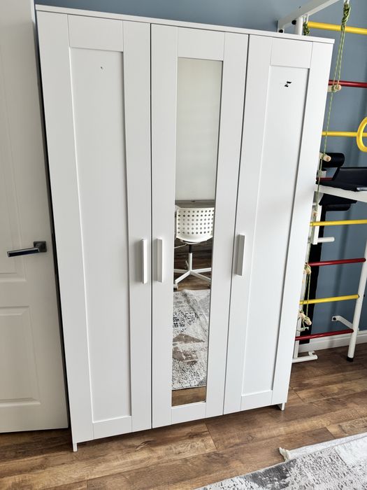 Продам шкаф Ikea