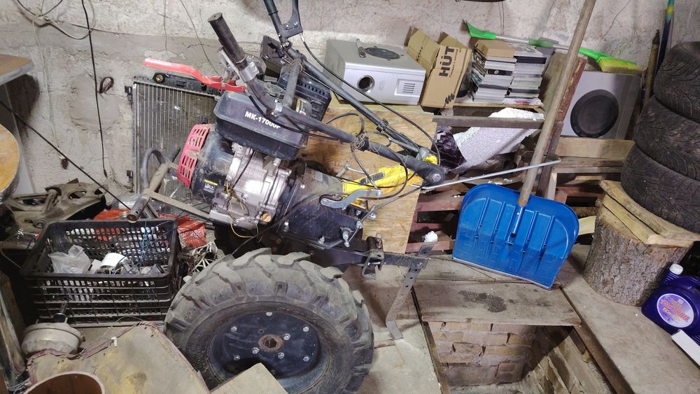 Продам мотоблок.