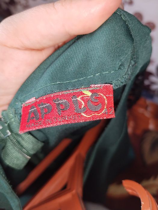 Продам платья недорого