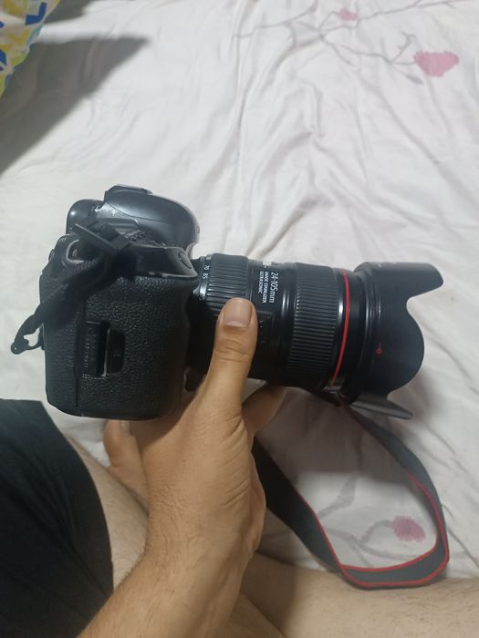 Srochna Canon Mark4 sotiladi