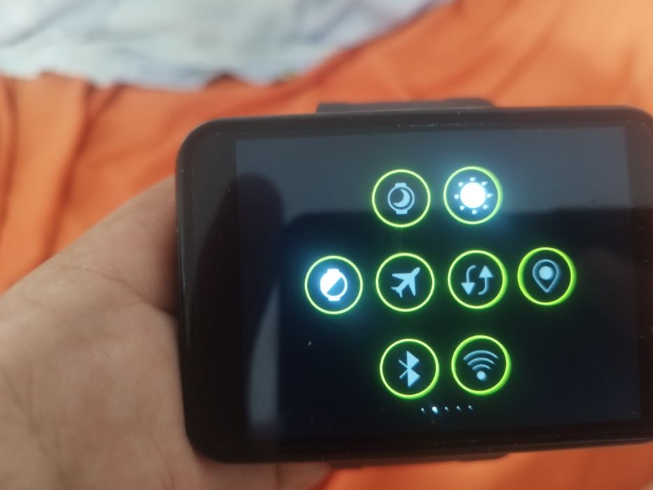 Smart watch Android cu cartela SIM