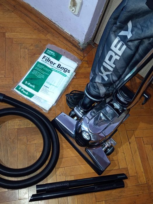 Se vinde aspirator Kirby