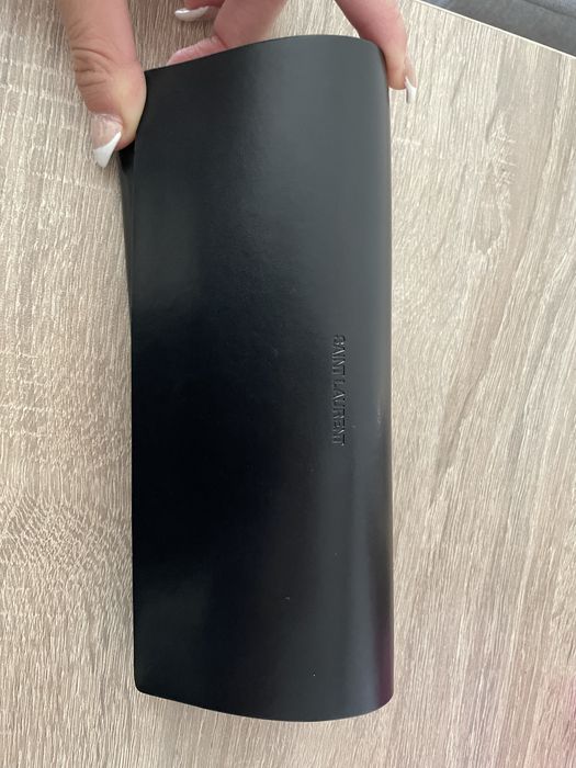 Оригинални слънчеви очила Saint Laurent с гаранция