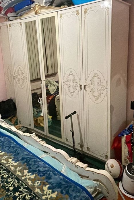 Спальни Шкаф сатылады срочна