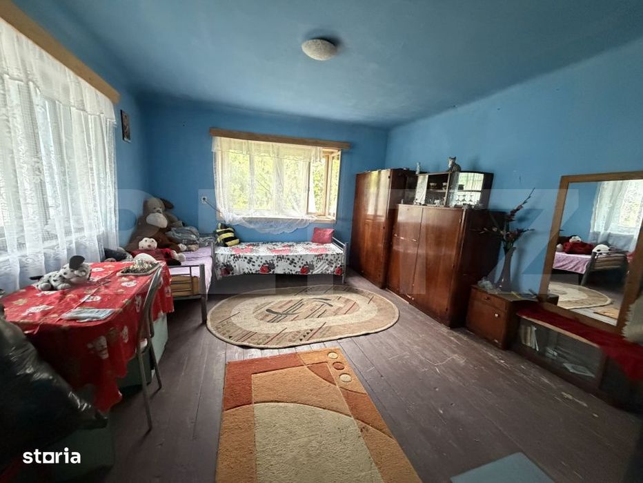Casa individuala, 50 mp, teren 1000 mp, zona Hurez