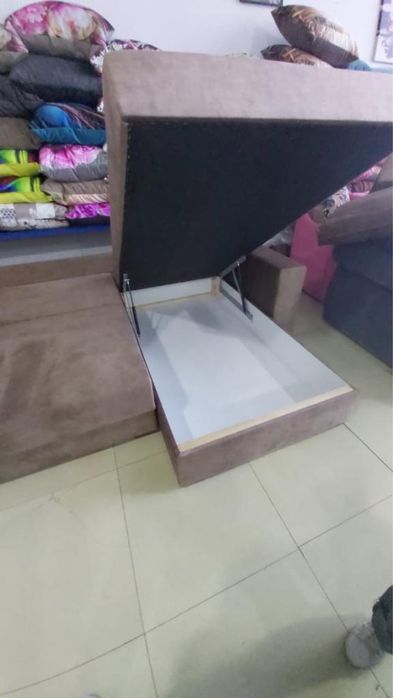 Продам угловой диван