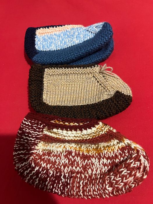 Плетени чорапи и терлици