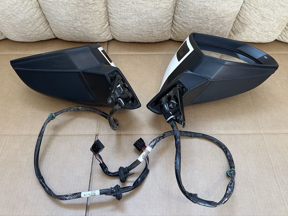 Oglinzi, Oglinda stanga / Oglinda dreapta Audi Q5 80A FY Blind assist