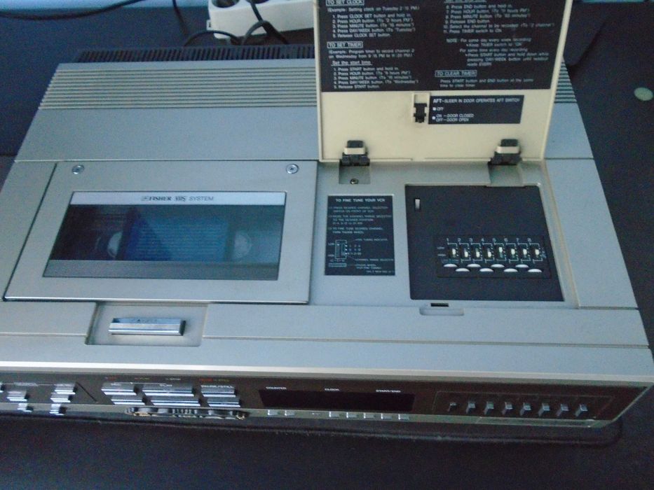 видео Fisher fvh-d520