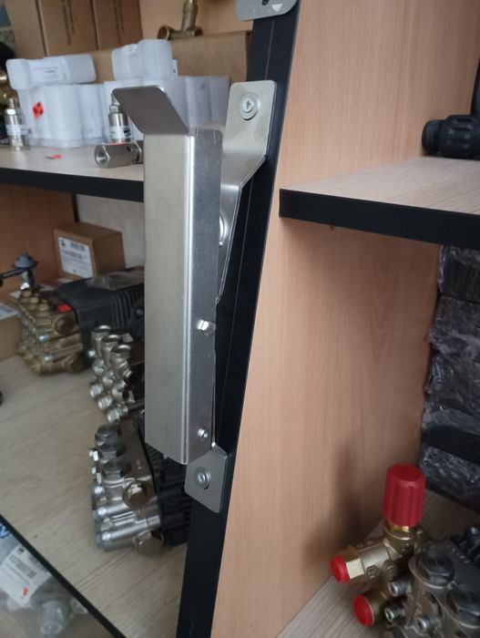 Щипки за стелки за автомивка