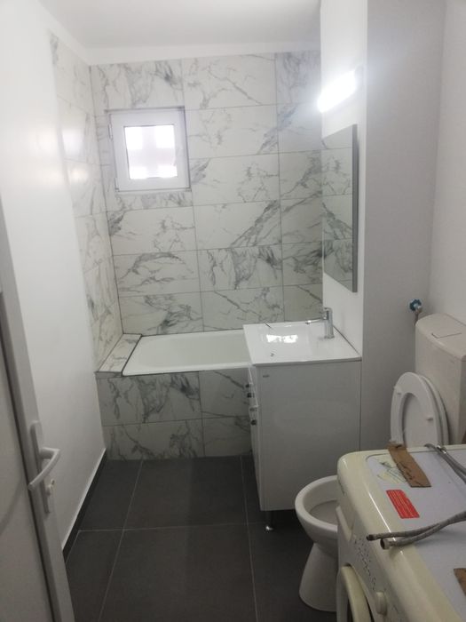 închiriez apartament 3 dormitoare