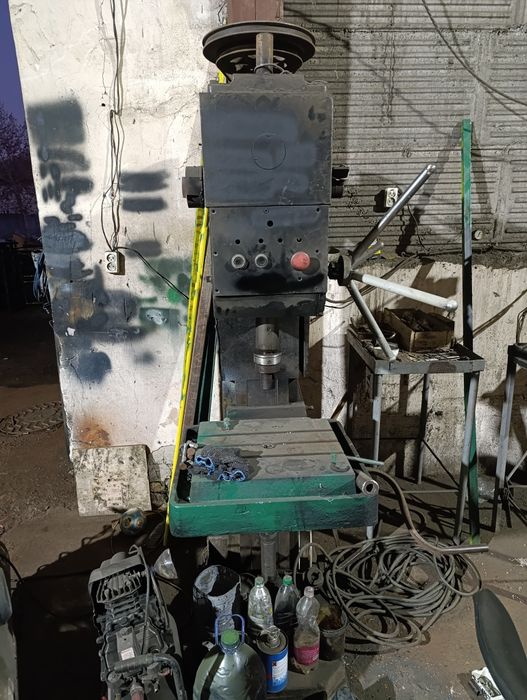 Продам сверлильный станок