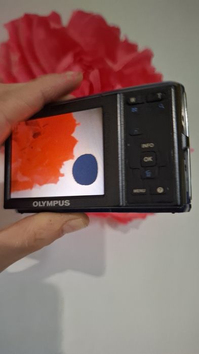 Olympus X-43 компактен дигитален фотоапарат