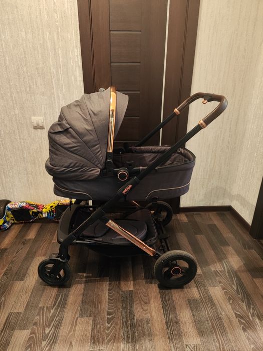 Продам коляску графитового цвета