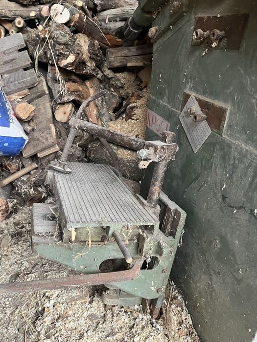 Петоперационна дървообработваща машина