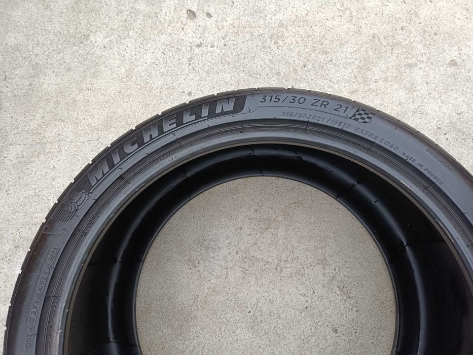 Doua anvelopa de vara 315 30 21 michelin pilot sport 4S profil 6 mm dot 2022