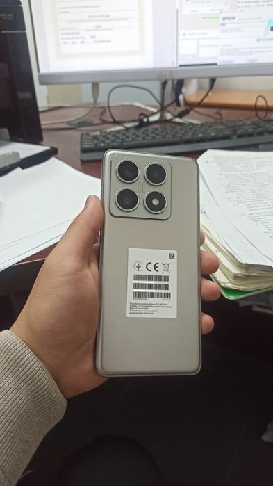 Продам Xiaomi 14t pro