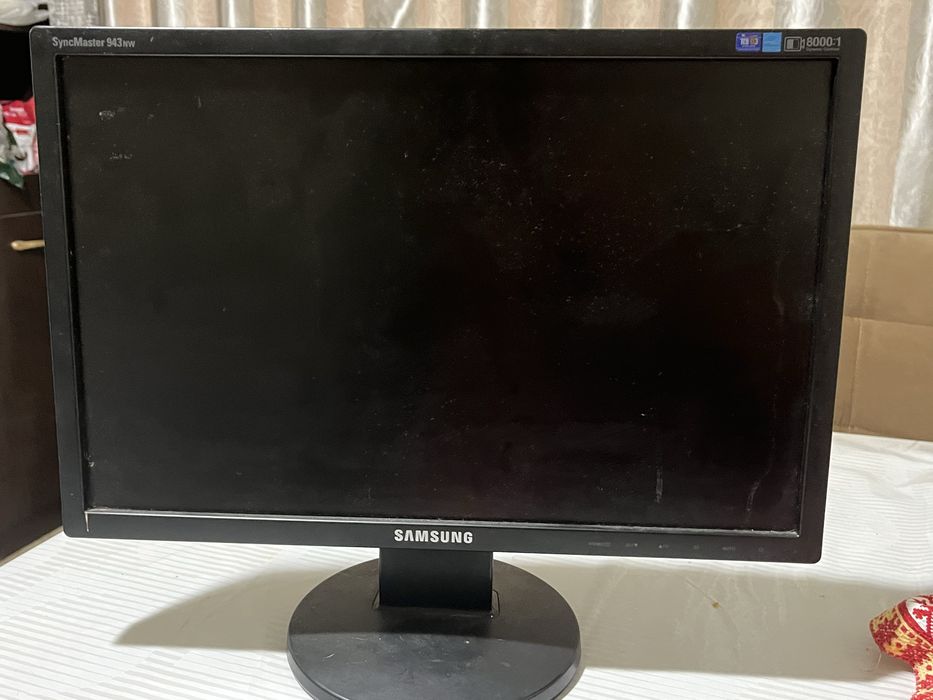 Продам мониторы