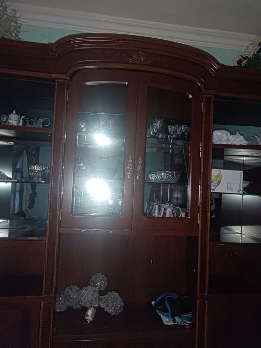 Стенка древняя красивая