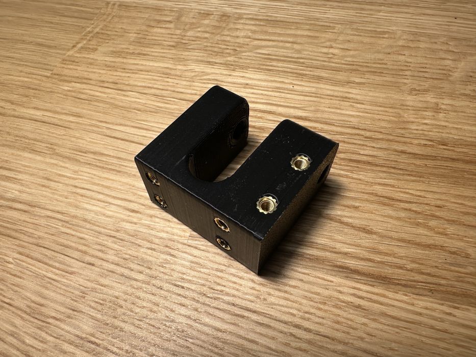 Ofer servicii de Printare 3D si Proiectare Specializata