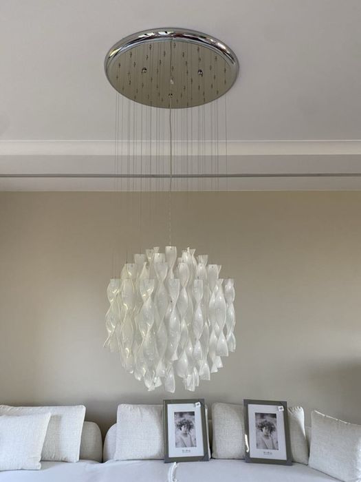 Изключително красив дизайнерски  стъклен лампион