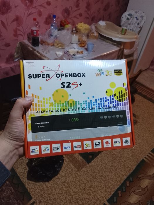 Продается тв бокс новый