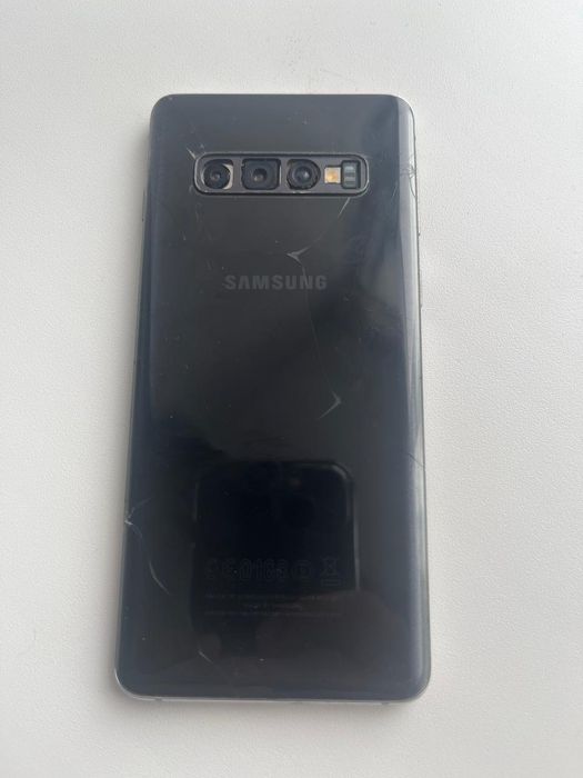 Samsung s10 8/128гб
