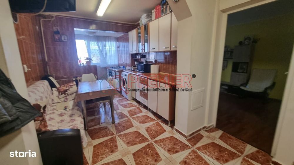 Apartament 3 camere I 66.75 mp I Etaj 8/8 I Strada Mariuca | Sos