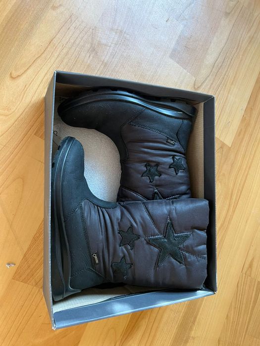 Детская обувь  32 размера