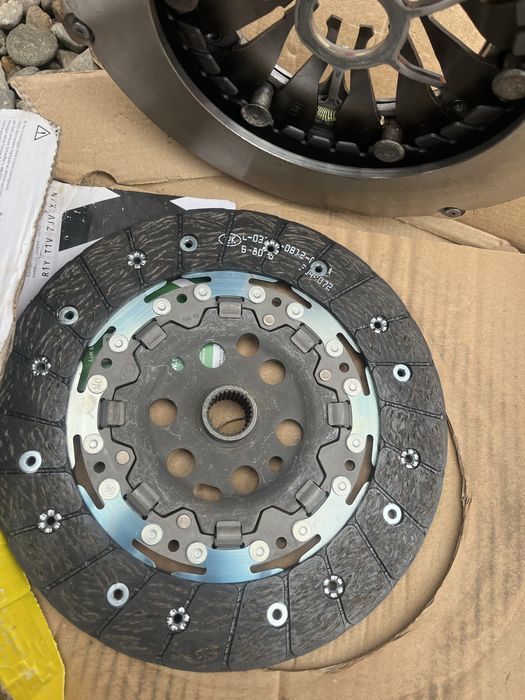 kit ambreaj t5 1,9 tdi vw nou