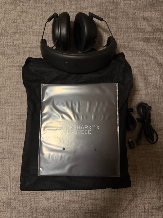 Razer BlackShark V3 HyperSpeed - Като нови