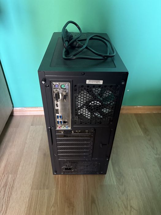 PC gaming i7 9700