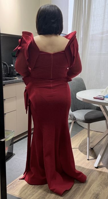 Срочно продам эксклюзив платье