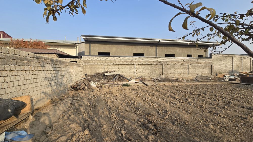 Земельный участок продаётся