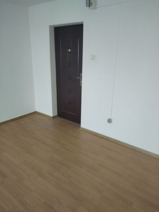 Vând Garsonieră Pitești