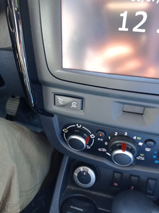 Buton pilot automat/limitator Dacia Duster 2017