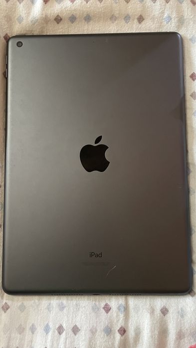 продается Ipad (9th Generation) Wi-Fi