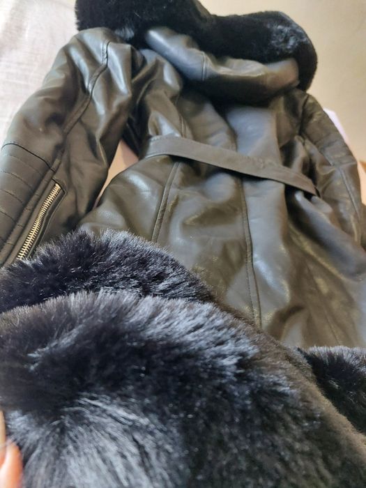 Палто от еко кожа с пух