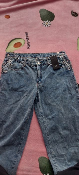Pantaloni cu lanțuri ( Baggy jeans with chains)