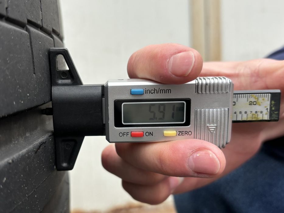 2бр летни гуми Continental 285/35/23 DOT1422