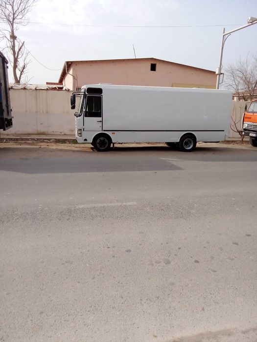 Сотилади исузи фургон