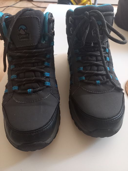 Зимни обувки Декатлон 36.5