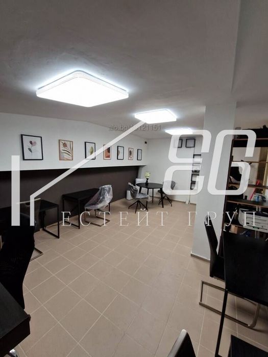 Дава се под наем Офис в Варна, Общината - 25 кв.м за 156.57 € - Снимка #1